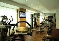 H4 Hotel Berlin Alexanderplatz - Gym