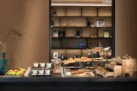 Adina Apartment Hotel Frankfurt Westend - Breakfast