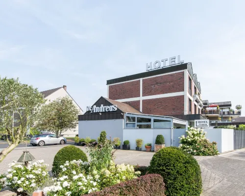St Andreas Hotels near Uedding