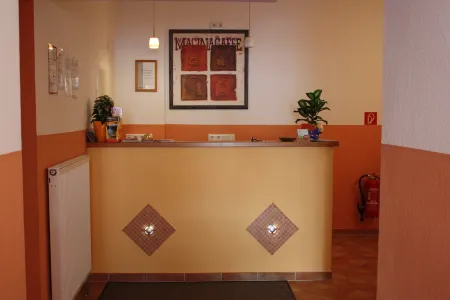 Schneider Land Отели в г. Висбаден