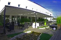 Kyriad Prestige Montpellier Ouest - Croix d'Argent Các khách sạn ở Montpellier