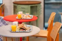 Hostel Ozz by HappyCulture - Bữa sáng
