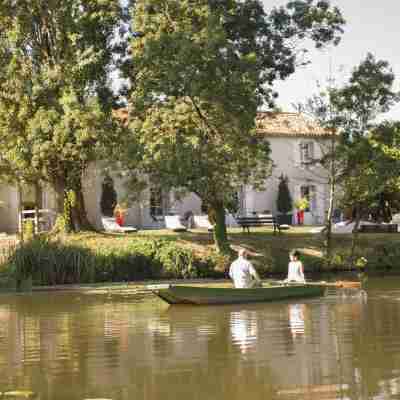 Logis Auberge De La Riviere Hotel Exterior