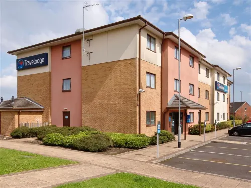 Travelodge Caerphilly Hotel - 3성급