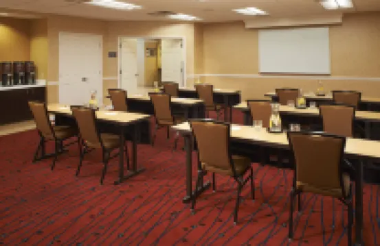 Sonesta ES Suites Chicago Waukegan Gurnee