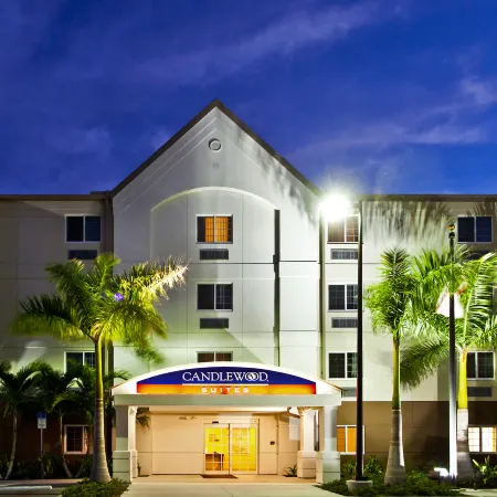 Candlewood Suites FORT MYERS-SANIBEL GATEWAY by IHG