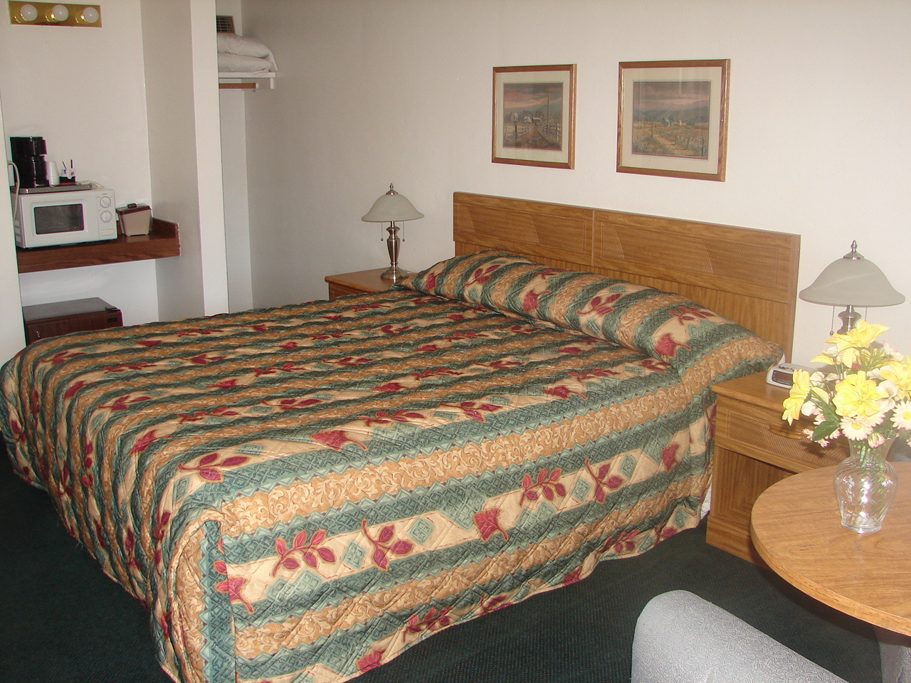 Klamath Motor Lodge