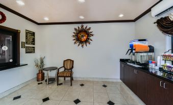 Scottish Inn and Suites Highway Six South