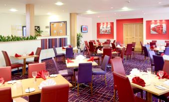 Ramada by Wyndham London North M1