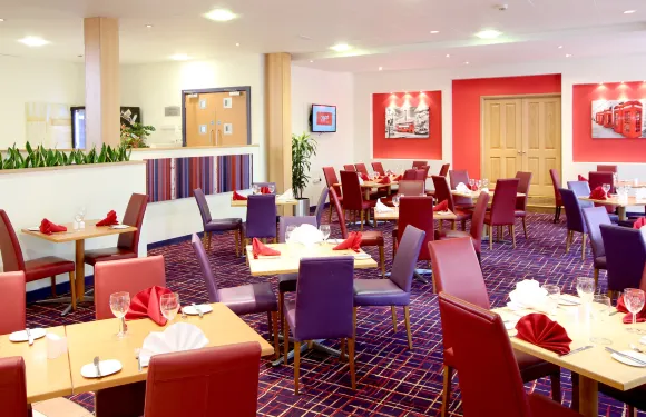 倫敦北華美達酒店