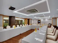 The Fern Residency, Midc, Pune Hotels in Pimpri Colony