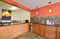 Burnsville Inn & Suites Hotels in Burnsville