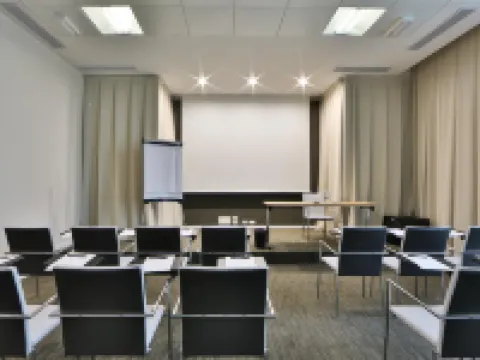 เบสท์เวสเทิร์น พรีเมียร์ สนามบิน CHC โรงแรมในเจนัว