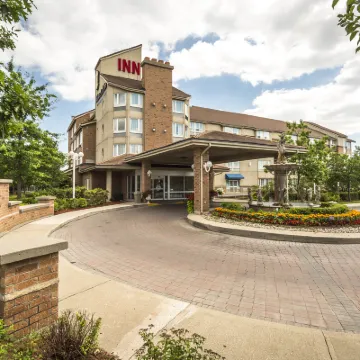 Monte Carlo Inn Brampton Hotels near Malton