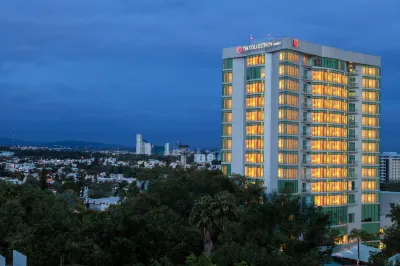 NH Collection Guadalajara Providencia Отели рядом с достопримечательностью «Университет Гвадалахара»