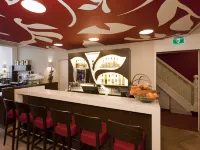 Hotel Van Walsum Отели рядом с достопримечательностью «Эмхавен»