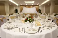 Hotel Divinus Hotels in Debrecen