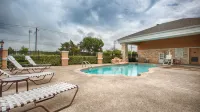 Best Western Plus Christopher Inn  Suites