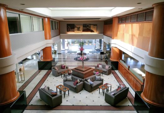 4. 버우드 호텔 앤..