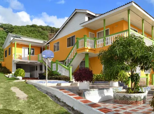 Hotel Posada Enilda Hotels in Провіденсія