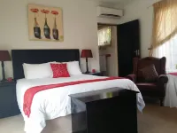 Alicia's B&B Hotels in Soweto