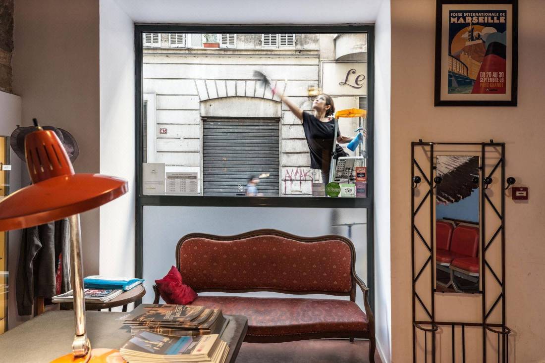 Hostel Vertigo Vieux-Port-Marseille Updated 2022 Room Price-Reviews & Deals  | Trip.com