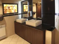 North House - Auberge la Chouette Hôtel Automatisé โรงแรมใกล้ป้อมปราการซิตาเดล