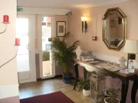 Hôtel du Tricastin - parking