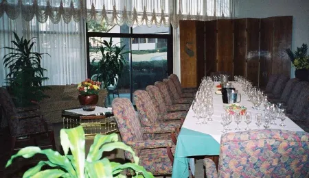 The Inn at Houndslake