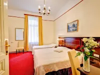 Hotel Viktoria Schönbrunn Hotels near Rosarium