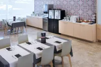 Aparthotel Cye Holiday Centre - breakfast