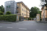 Hotel 2C - a 15 Km. dalla fiera di Milano Hotel a Legnano