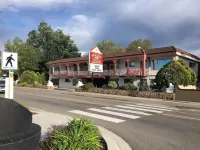 Spanish Villa Resort Hotels in Penticton