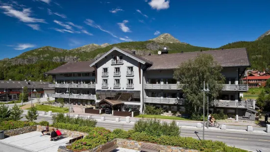 Skogstad Hotel