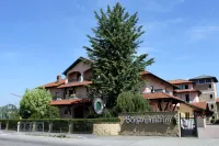 Hotel Ristorante Scià on Martin Hotel a Buscate