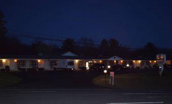 Top Hill Motel