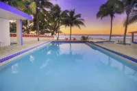 Ventana Al Atlantico at Arecibo 681 Ocean Drive Hotels in Florida Afuera