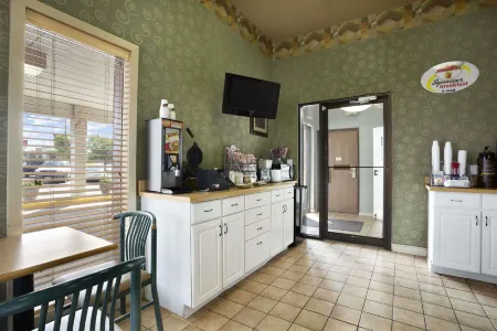 Super 8 by Wyndham Mt. Vernon IL