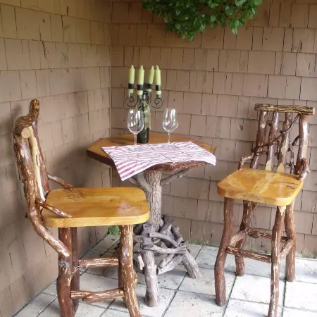 Hemlock Inn