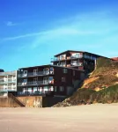 Beachfront Manor Hotel Hotels near Prehistoric Fossils