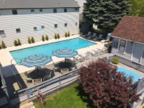 The Lighthouse Inn & Suites Hotels in York