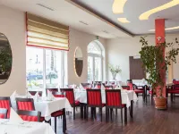 Hotel Mit-Mensch Hotels near COLONIA NOVA