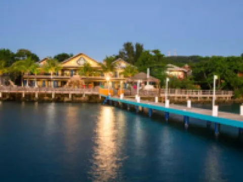 Caribe Tesoro Hotels in West Bay