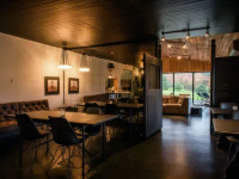 Beatnik Hotel Hotels in Bromont