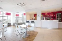 旅屋酒店-格洛斯特 - 酒吧