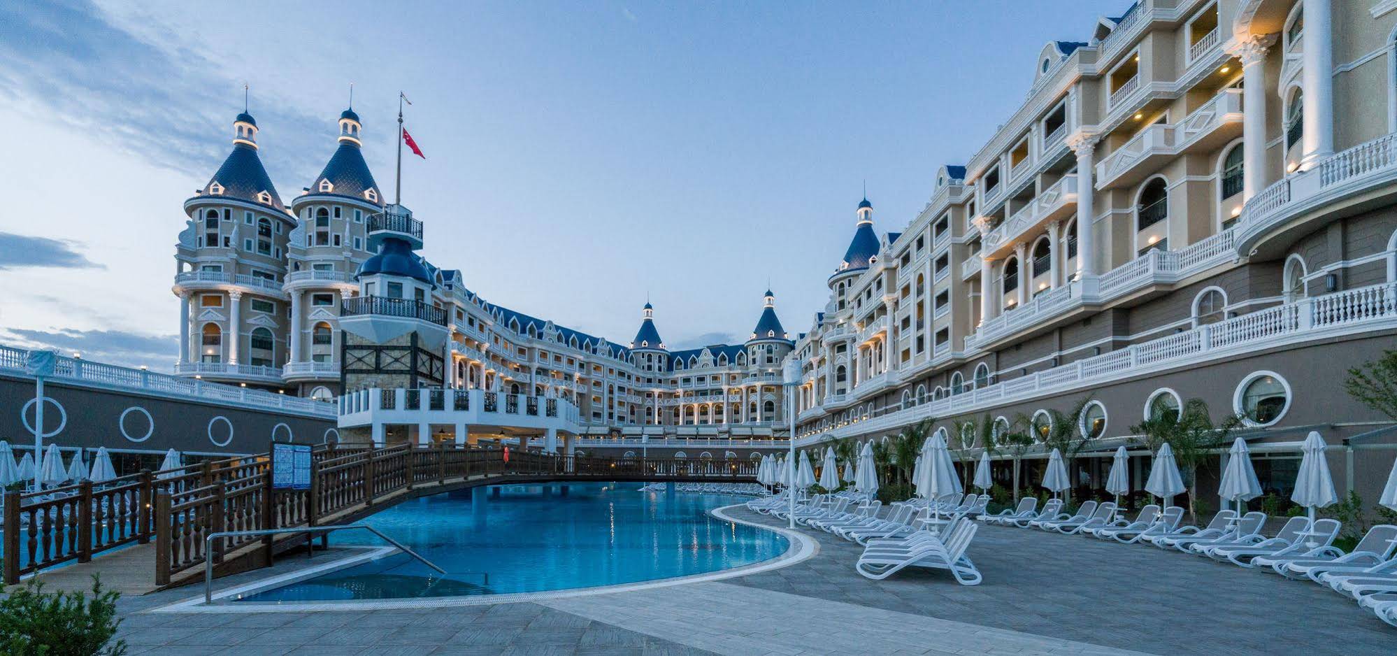 Haydarpasha Palace