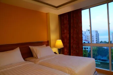The Melrose Hotel Male