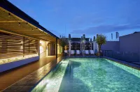 Radisson Blu 1882 Hotel, Barcelona Sagrada Familia - Pools