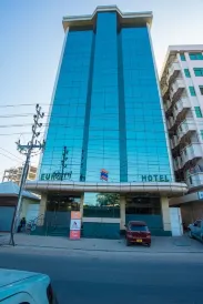 유로 호텔 & 아파트먼트