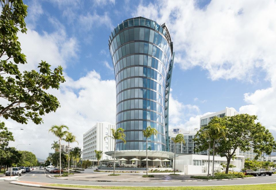 라일리 어 크리스탈브루크 컬렉션 리조트